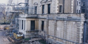 Professor Nasser David Khalili | Nour Palace Construction