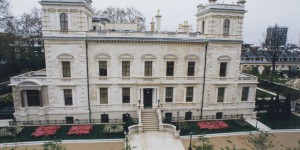 Prof-Nasser-David-Khalili-Nour-Palace19