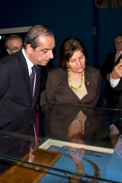 Private tour of the exhibition with the prime minister of Malta, Mr. Lawrence Gonzi and his wife - November 2011