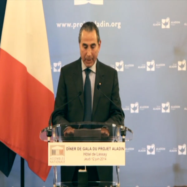 Laureate of the Dialogue of Cultures Award at the French Assembly – 2014